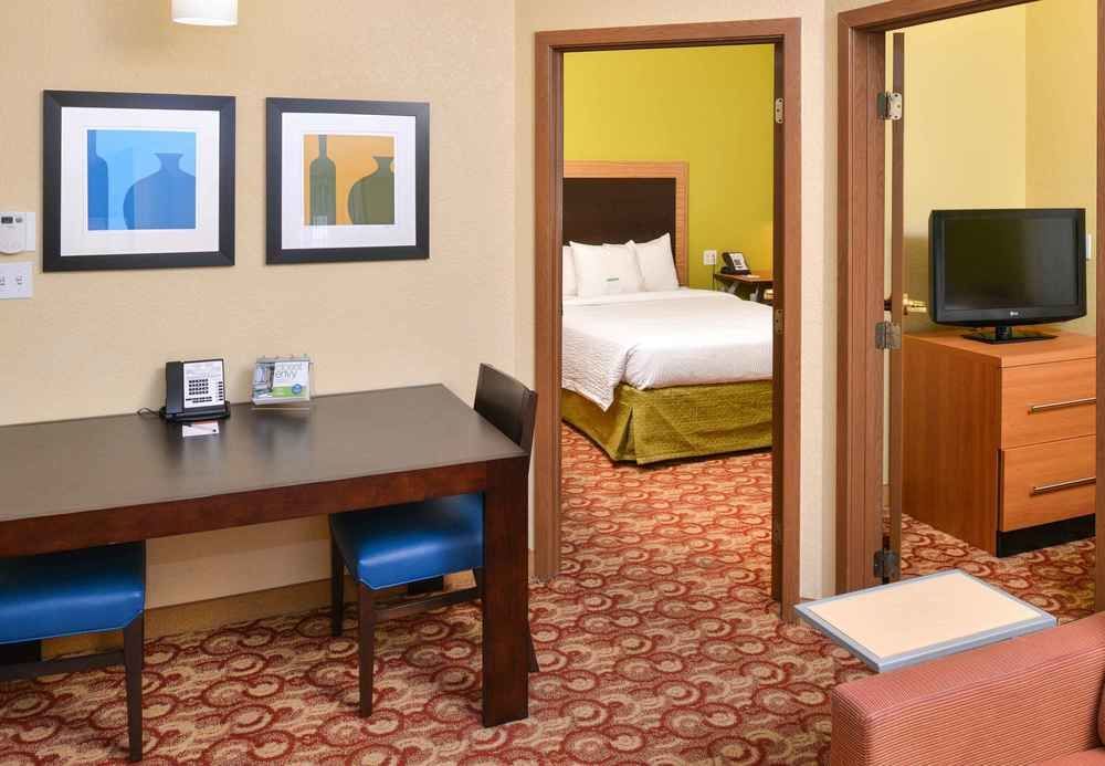 Towneplace Suites By Marriott Miami Airport W Doral Exterior foto